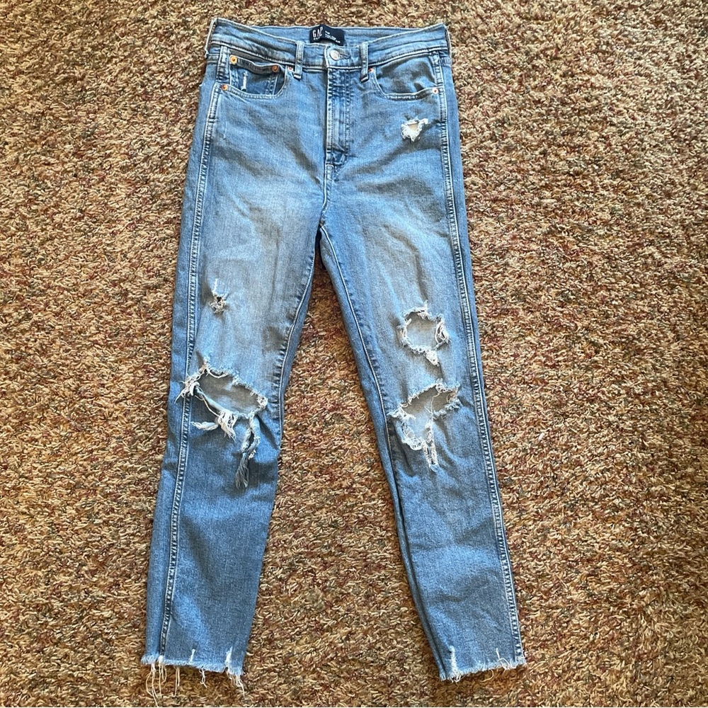 Gap High Rise Vintage Slim Ripped Jeans size 6